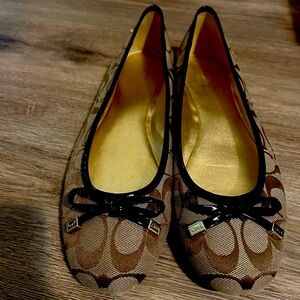 Coach Dotty size 10 Women’s Flats